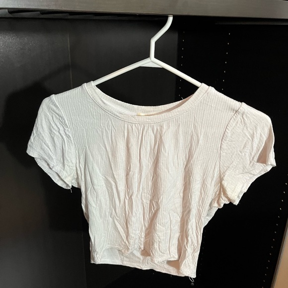 Basic White Cropped Tee - Picture 1 of 1